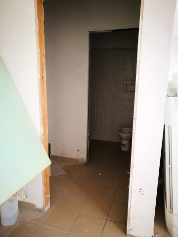 FONDO COMMERCIALE - UFFICIO LUNI