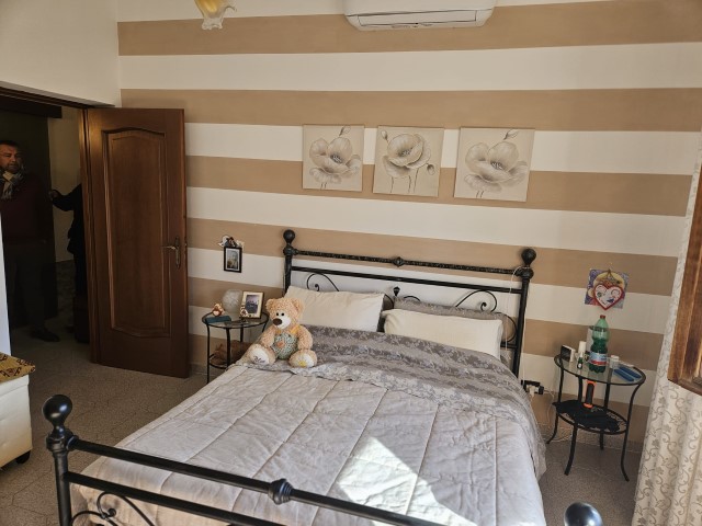 PORZIONE DI BIFAMILIARE