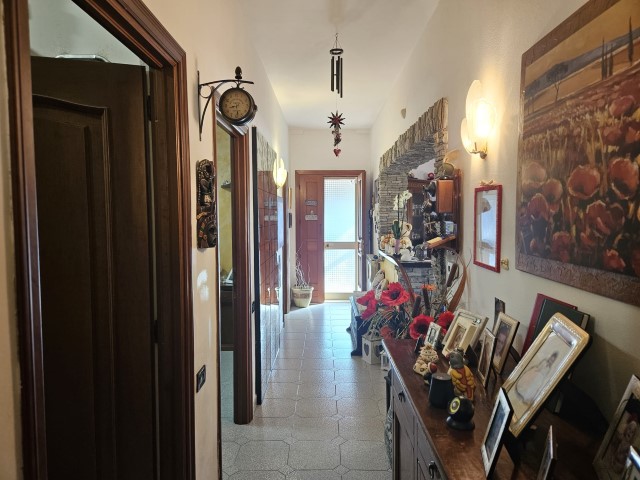 PORZIONE DI BIFAMILIARE