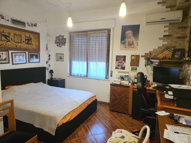 PORZIONE DI BIFAMILIARE