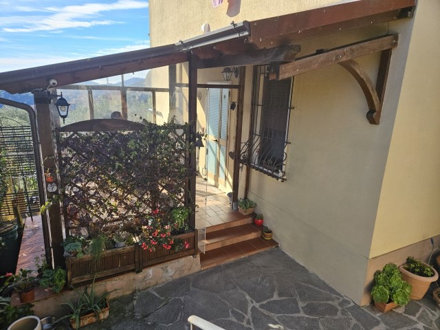 PORZIONE DI BIFAMILIARE